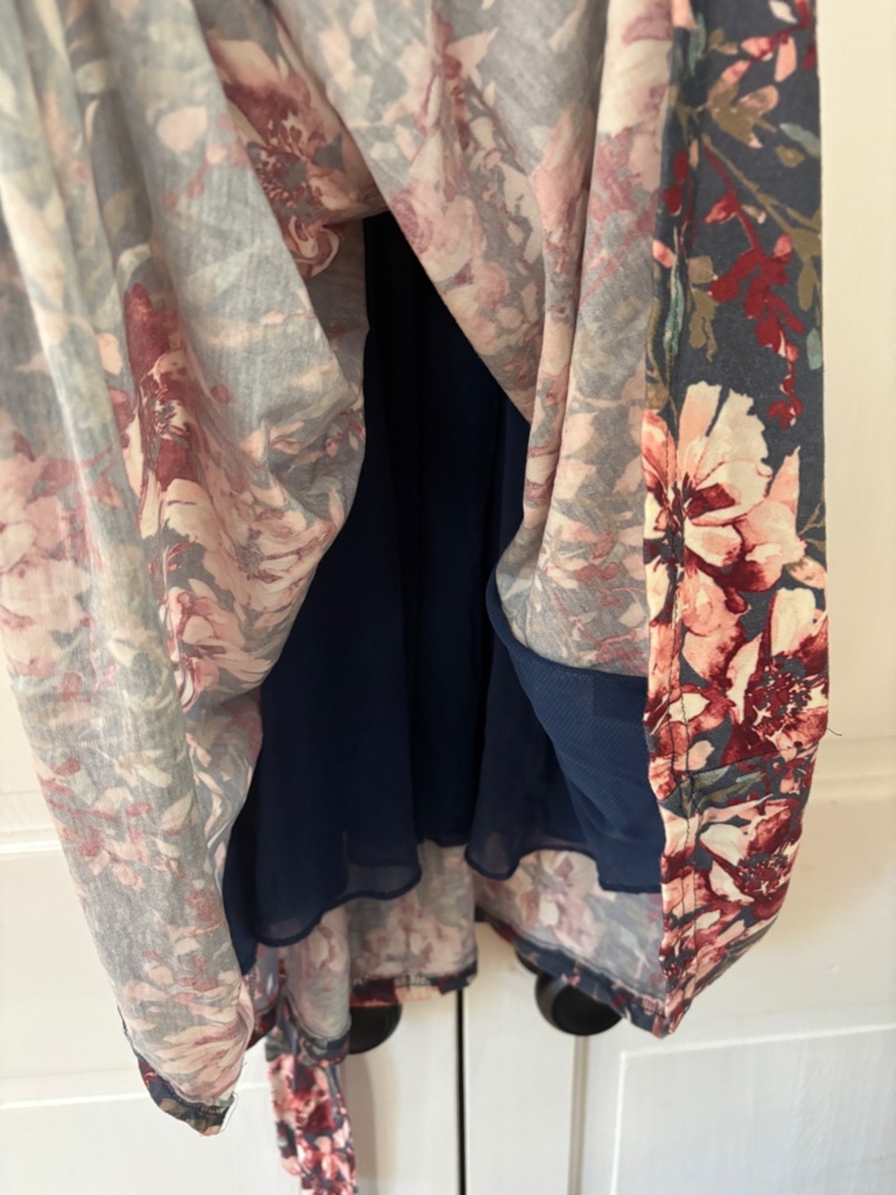 Garnet Hill Floral Faux Wrap Dress Size Small V-Neck Cottage Blue Pink Feminine - Picture 7 of 13